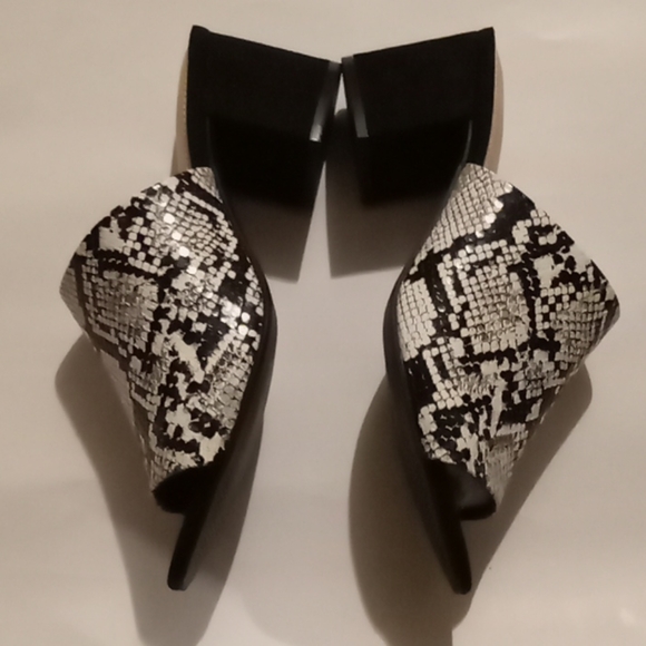 Kelly & Katie sandals size 8 - Picture 3 of 6